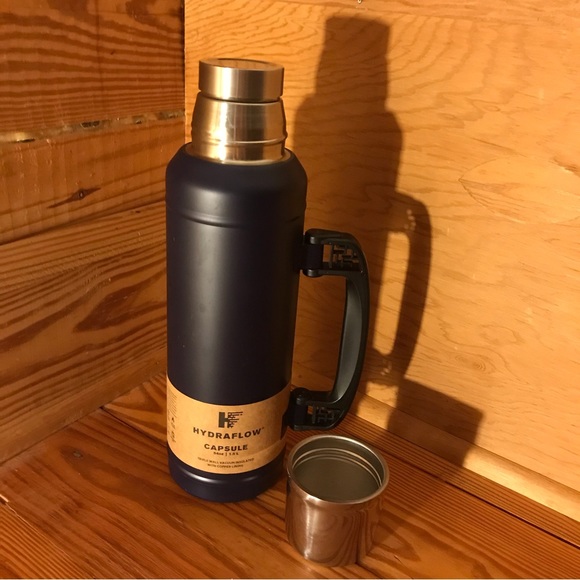 Hydraflow Navy Insulated 54 Oz. Thermos, NWT, 14” - Picture 5 of 8